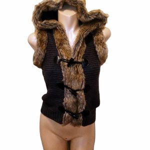 ROUTE 66 GIRLS HOODED FAUX FUR BUTTON DOWN VEST XS